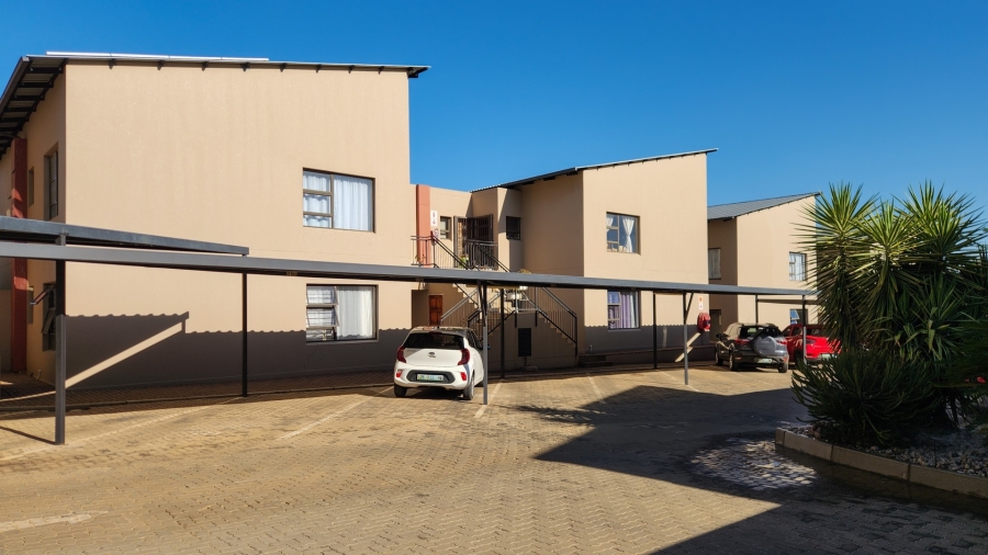 To Let 2 Bedroom Property for Rent in Melodie North West